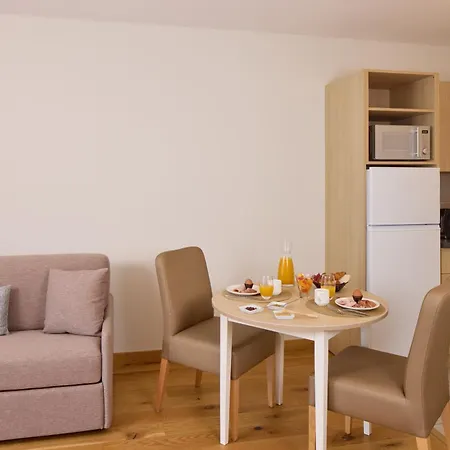 Aparthotel Zenitude Pau